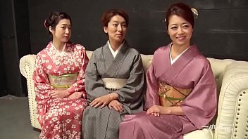 ปาร์ตี้สวาทหมู่กับสาวสวยวัยกลางคน 1
