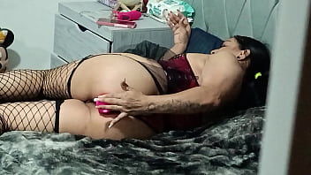 กล้องแอบถ่าย – น้องสะใภ้เล่นตัวเองแล้วยื่นก้นให้จนถึงจุดสุดยอด